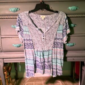 Cute comfy casual top!